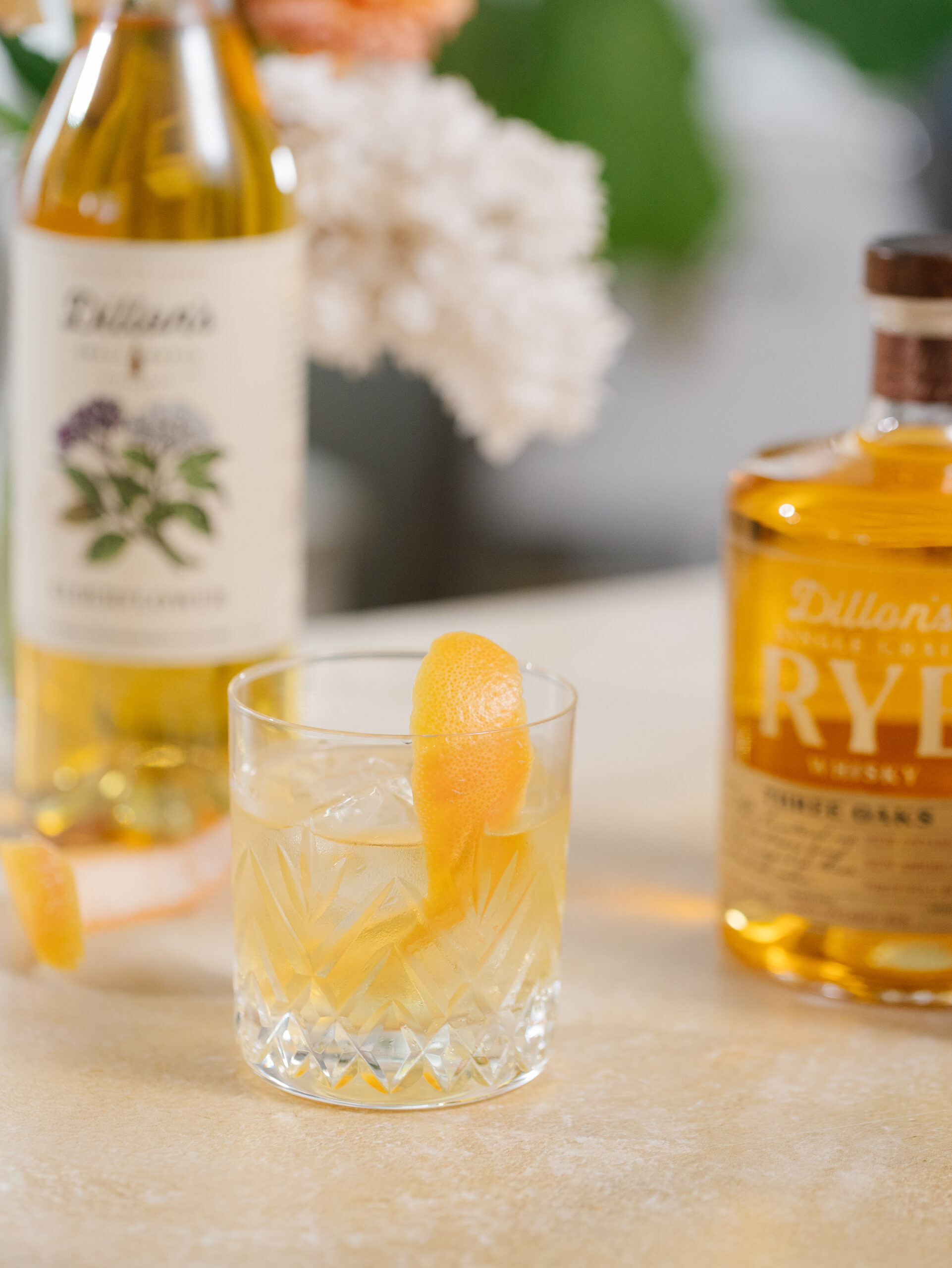 【洋書】cocktails STYLE RECIPES Dillon's Cocktail Recipes - Creative Ideas for Craft Cocktails